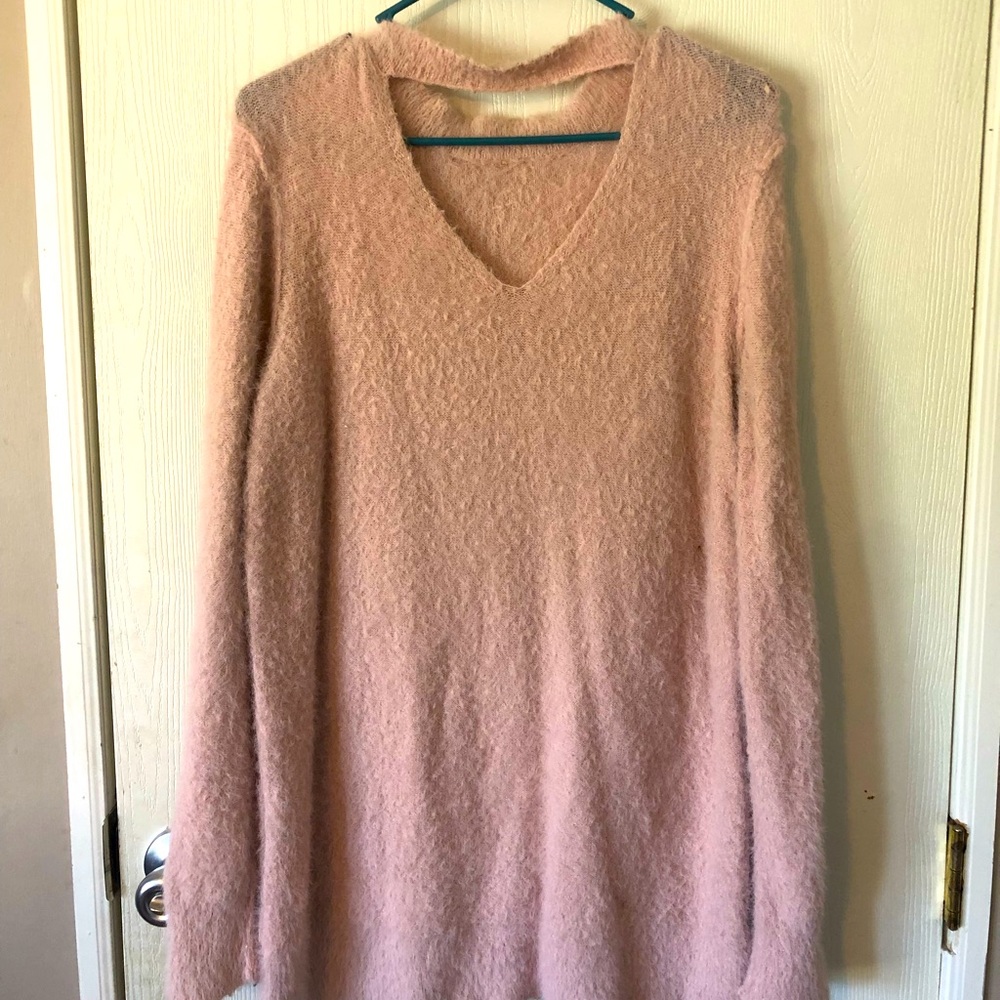 Arizona fuzzy sweater
